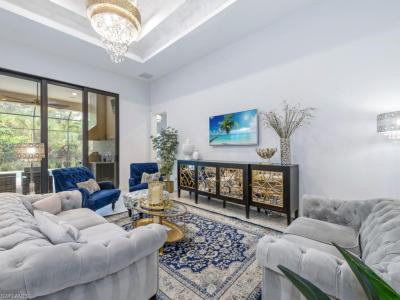 6562 Amarone LN, NAPLES, Florida 34113