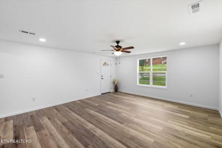 477 Marlow Circle, Clinton, Tennessee 37716, Estados Unidos