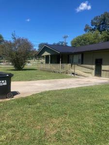 15 Pratt Street, Pikeville, 田納西州 37367, 美國