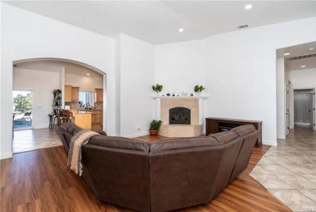 1830 Calaveras Rd., Pinon Hills, Kalifornia 92372, USA