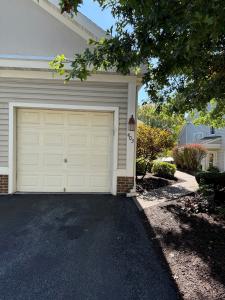 403 Oak Hill Ln , Reading, ペンシルベニア 19610, アメリカ合衆国