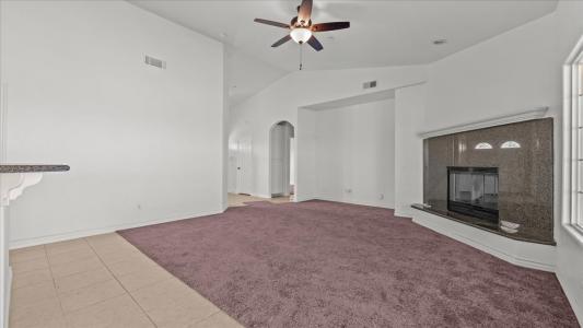 7536 Sunset Rd, Phelan, California 92371, Estados Unidos