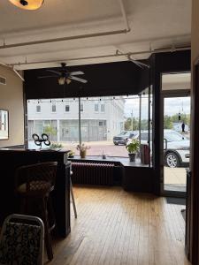 26 E Main Street, Evansville, Wisconsin 53536, USA