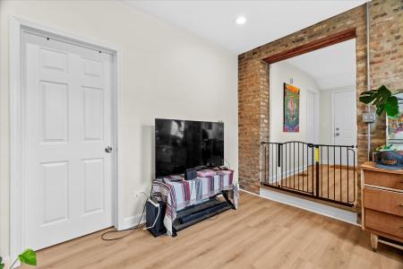 2338 W 18th Pl, Chicago, Illinois 60608