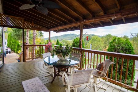 304 Golden Aster Road, Swannanoa, NC 28778, USA