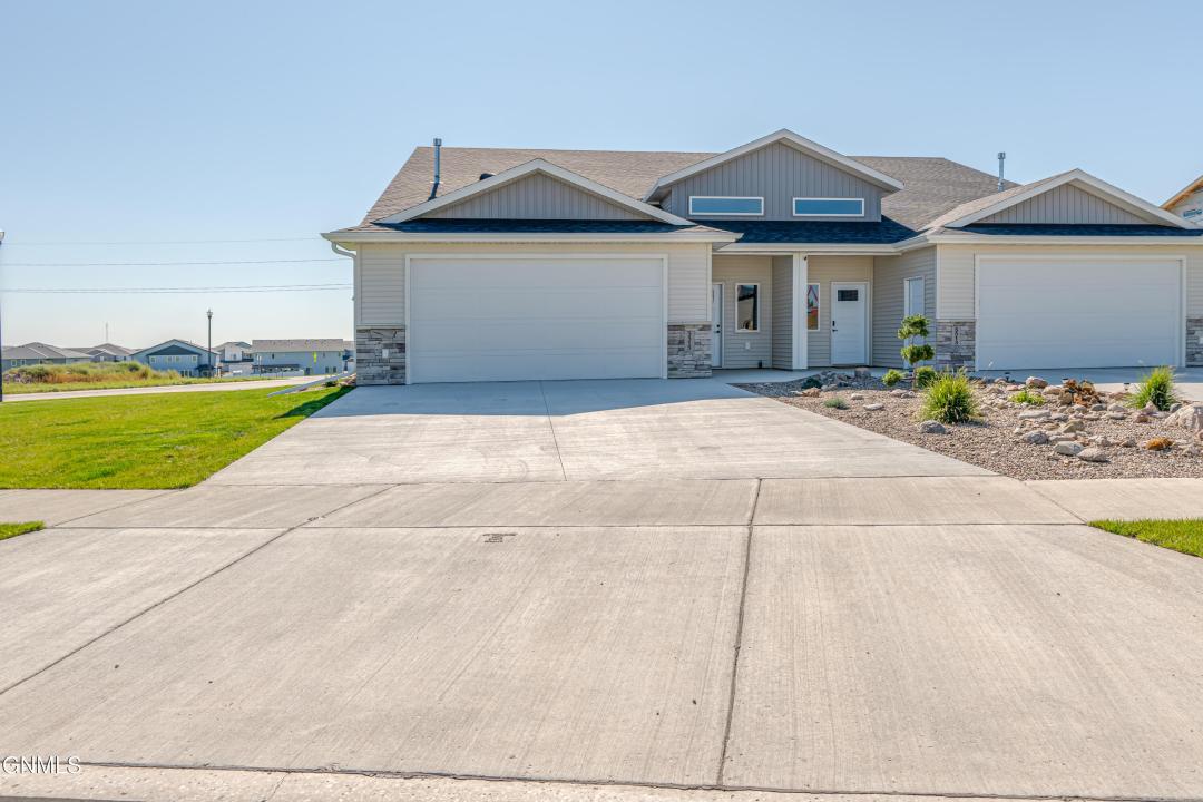 5515 Davies Drive, Bismarck, North Dakota 58503, USA