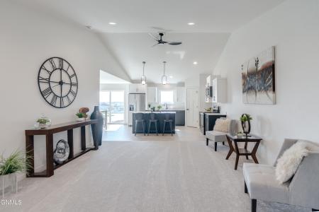 5515 Davies Drive, Bismarck, North Dakota 58503, USA