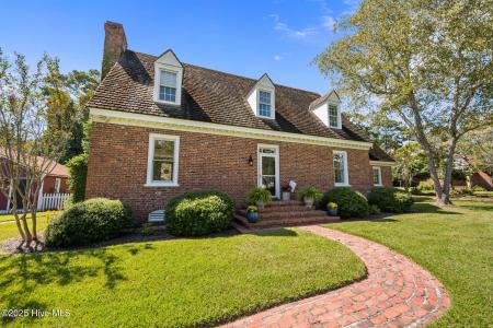 661 Main Street Ext, Swansboro, NC 28584, USA