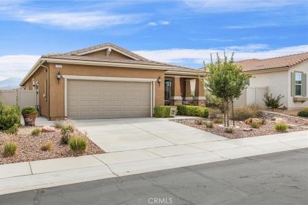 358 Linnea Fields, Beaumont, Kalifornia 92223, USA