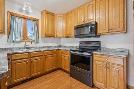 825 Jones Road, Evansdale, 愛荷華州 50707, 美國