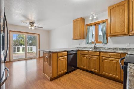 825 Jones Road, Evansdale, 愛荷華州 50707, 美國