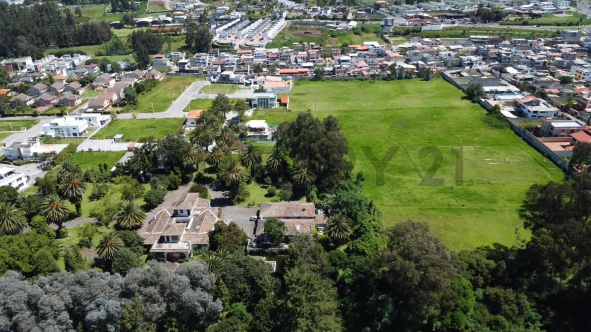 atuntaqui s/n, Quito, Pichincha 00001, Ekwador