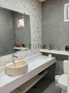 Cerro Porteño y Sexta 821, Fernando De La Mora, Central 00001, Paraguay