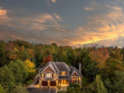 61 Rue de la Tramontane, Orford, 魁北克省 J1X 0H6, 加拿大