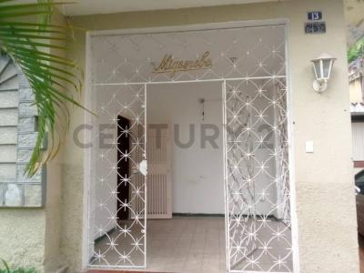 Av. Agustin Codazzi Quinta Miquirebo, Caracas, Distrito Capital 1012, Venzuela