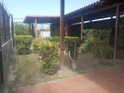 Urbanización Campestre La Castellana Vende Casa en Guacara San Joaquín, Guacara, Carabobo 2015, ונצואלה