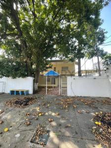 Urbanizacion Carabobo En Venta Casa a pocos metros del Policlínica La Viña, Valencia, Carabobo 2001, Venezuela