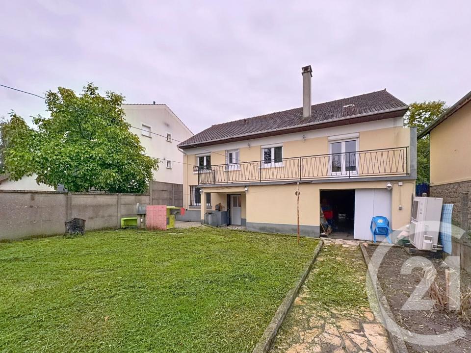 Montfermeil, Île-de-France 93370, France