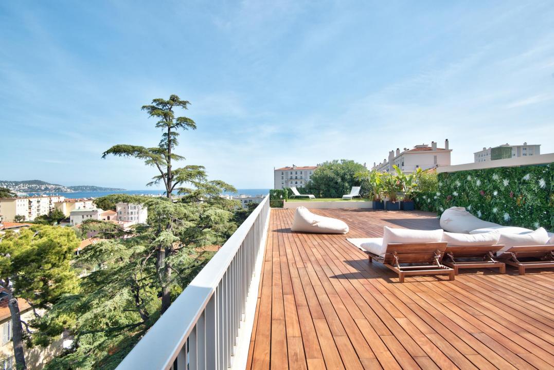 ניס, Provence-Alpes-Côte D'Azur 06200, צרפת 