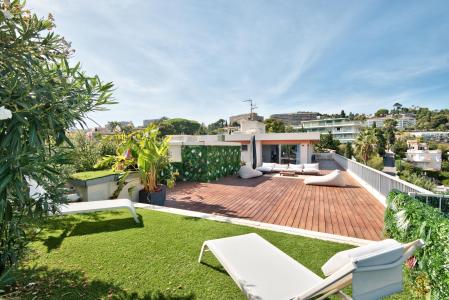 ניס, Provence-Alpes-Côte D'Azur 06200, צרפת 