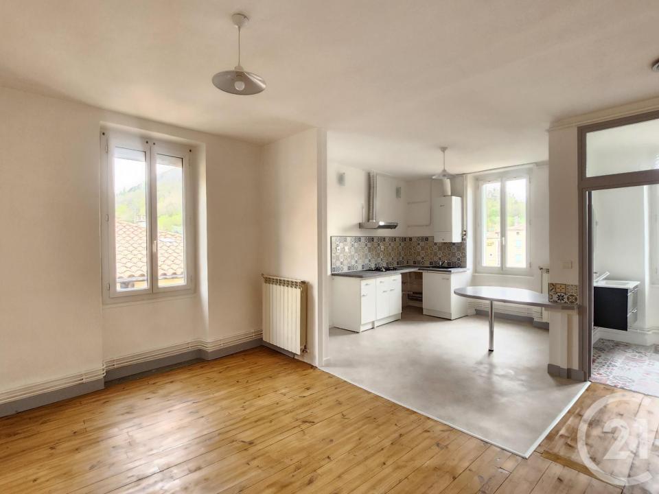 St Affrique, מידי-פירנה 12400, צרפת 