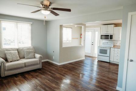 1424 SW 4th Avenue, Aberdeen, South Dakota 57401, HOA KỲ