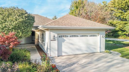 1937 Kaat Ln., Wilson, Wisconsin 53081, USA