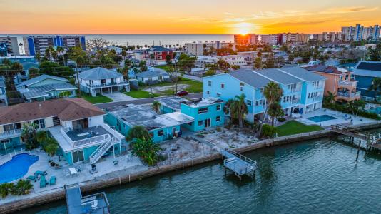 14257 Bayshore Dr, Madeira Beach, Florida 33708, HOA KỲ