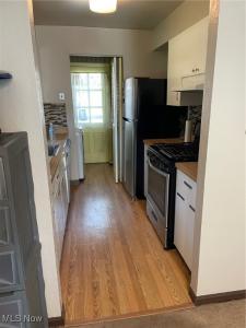 101 A Chatham Way, Mayfield Heights, Ohio 44124, Estados Unidos