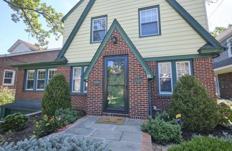 88 Mayfair Avenue, Floral Park, Nueva York 11001, Estados Unidos