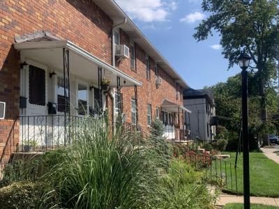 1 Childs Avenue Unit 1E, Floral Park, ניו יורק 11001, ארצות הברית של אמריקה