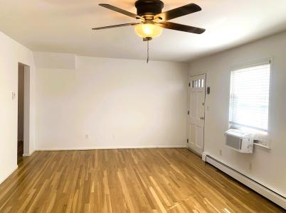 1 Childs Avenue Unit 1E, Floral Park, Nowy Jork 11001, USA