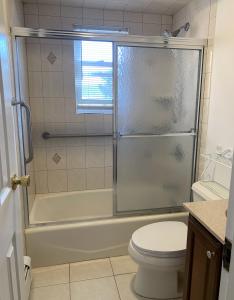 1 Childs Avenue Unit 1E, Floral Park, Nowy Jork 11001, USA