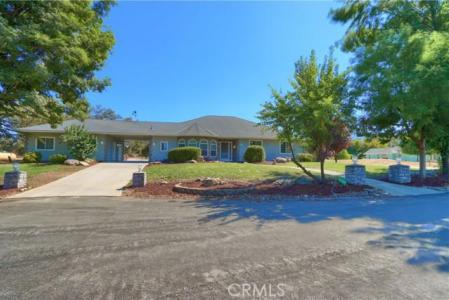 41345 Singing Hills Circle, Ahwahnee, Kaliforniya 93601, Amerika Birleşik Devletleri