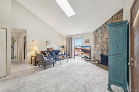 331 Wright Street, 304, Lakewood, Колорадо 80228, Соединенные Штаты