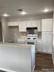 1225 Churing Dr, San Antonio, Texas 78245, USA