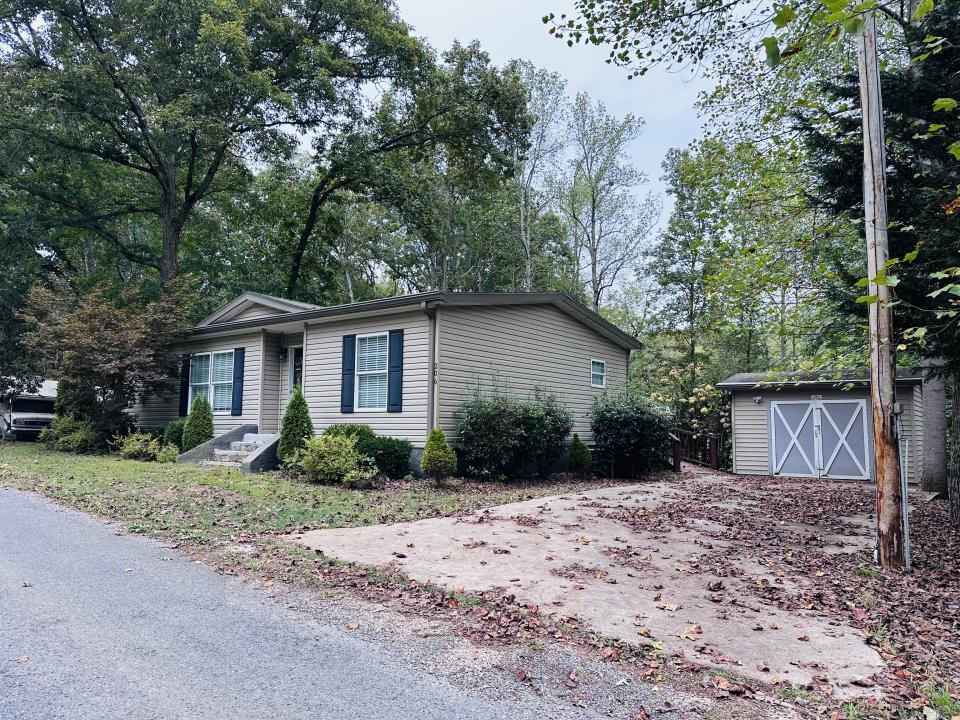 206 Randall Fugate, Spring City, Tennessee 37381