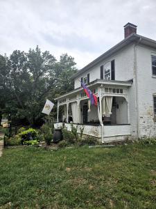 632 Jefferson Street, Hillsboro, Illinois 62049, USA