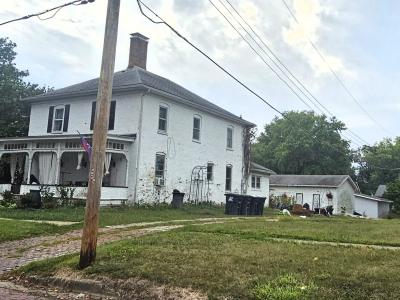 632 Jefferson Street, Hillsboro, Illinois 62049