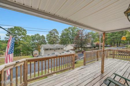 115 1st Street, Lakeville, Pennsylvania 18438, USA