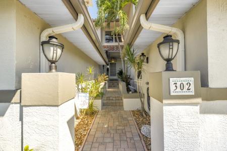 903 Pinellas Bayway # 302, Tierra Verde, Florida 33715