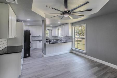 768 Elmwood Drive, Woodway, 得克萨斯州 76712, 美国