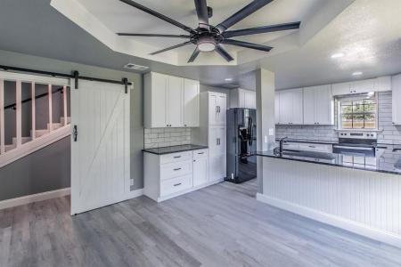 768 Elmwood Drive, Woodway, 得克萨斯州 76712, 美国