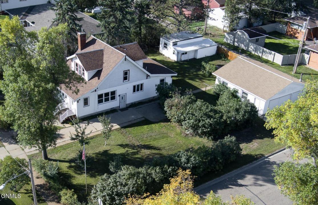 417 Central Ave N, Hazen, North Dakota 58545, USA