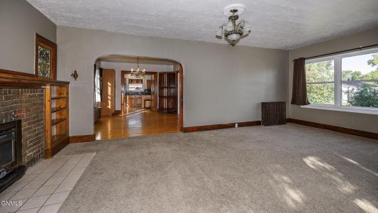 417 Central Ave N, Hazen, North Dakota 58545, USA