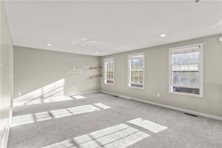 1049 Bayberry Dr., Canonsburg, Pennsylvanie 15317, États-Unis