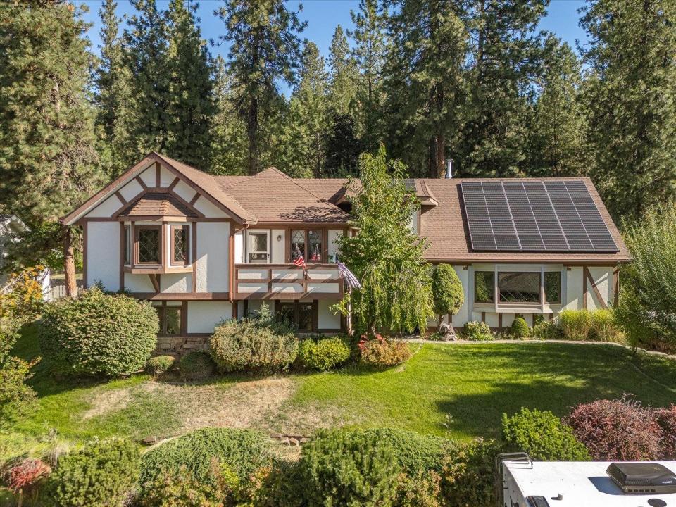 10048 N SEMINOLE Dr, Spokane, Waszyngton 99208, USA