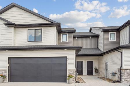 6949 Holly Court, Johnston, Iowa 50131, Estados Unidos