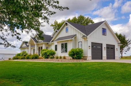 2057 340th Street, Madrid, Iowa 50156