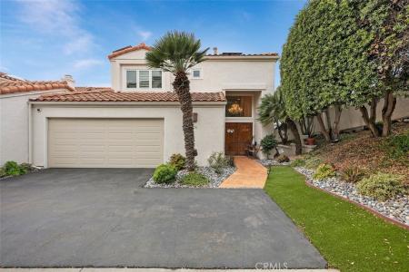876 Cofair Court, Solana Beach, California 92075
